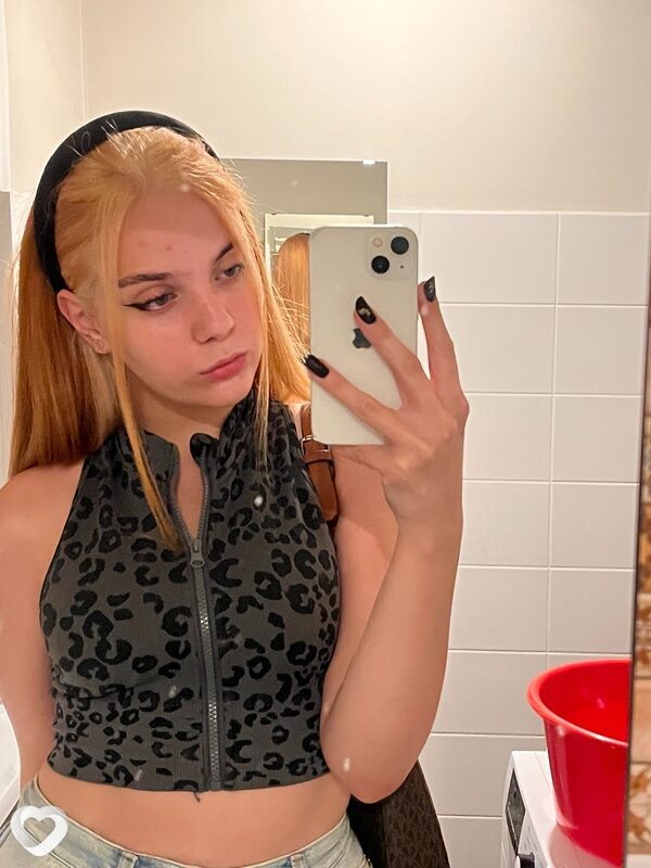 Александра, 18, Новосибирске — анкета №4564326