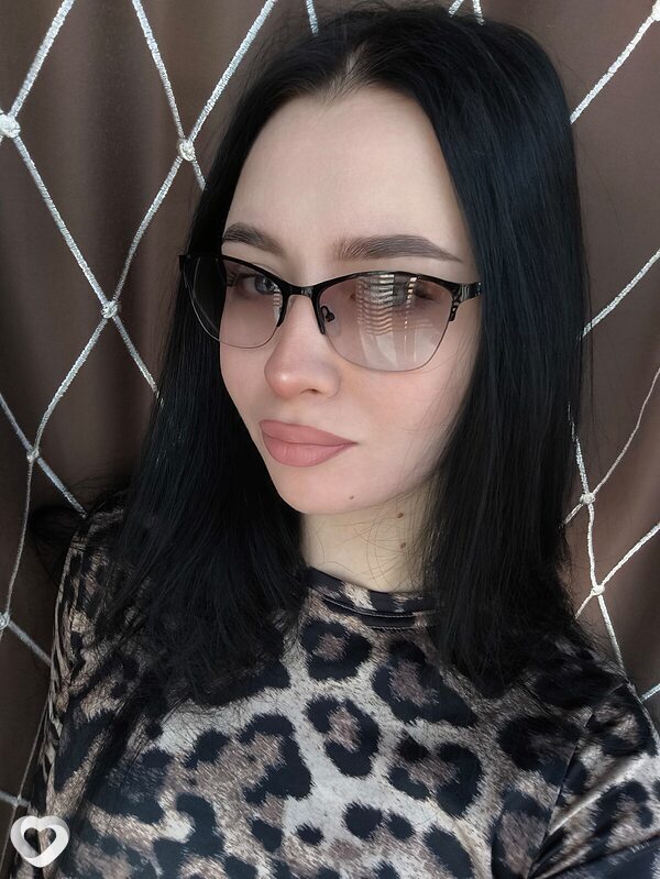 Настюша, 19, Тюмени — анкета №4564915