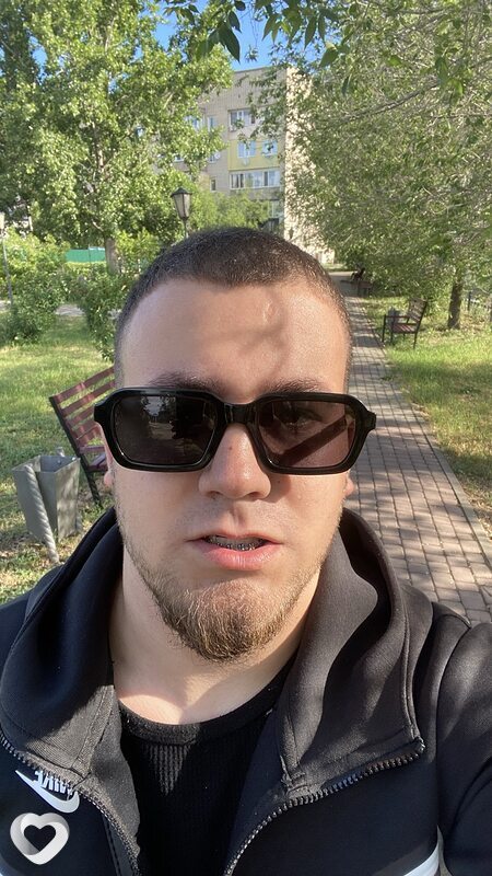Владимир, 22, Новомосковске — анкета №4565800