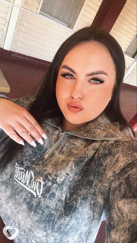 Polina, Копыль