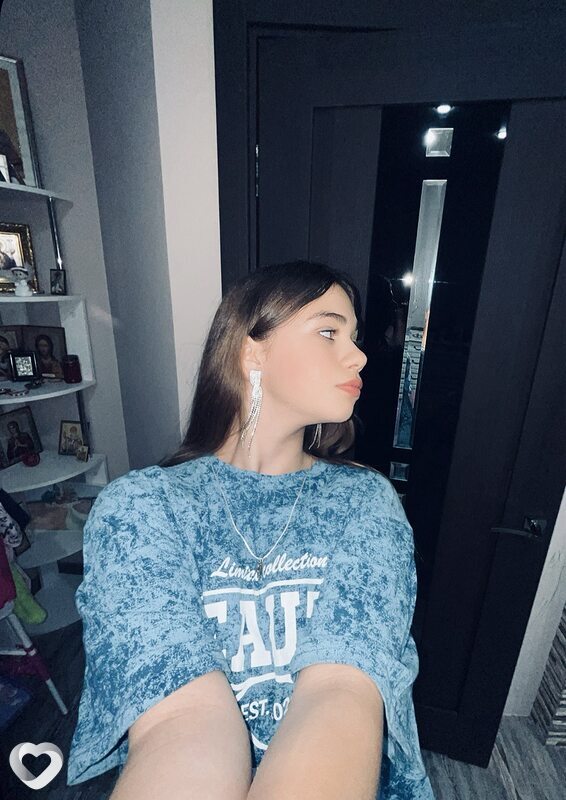 Злата, 18, Сочи — анкета №4565599