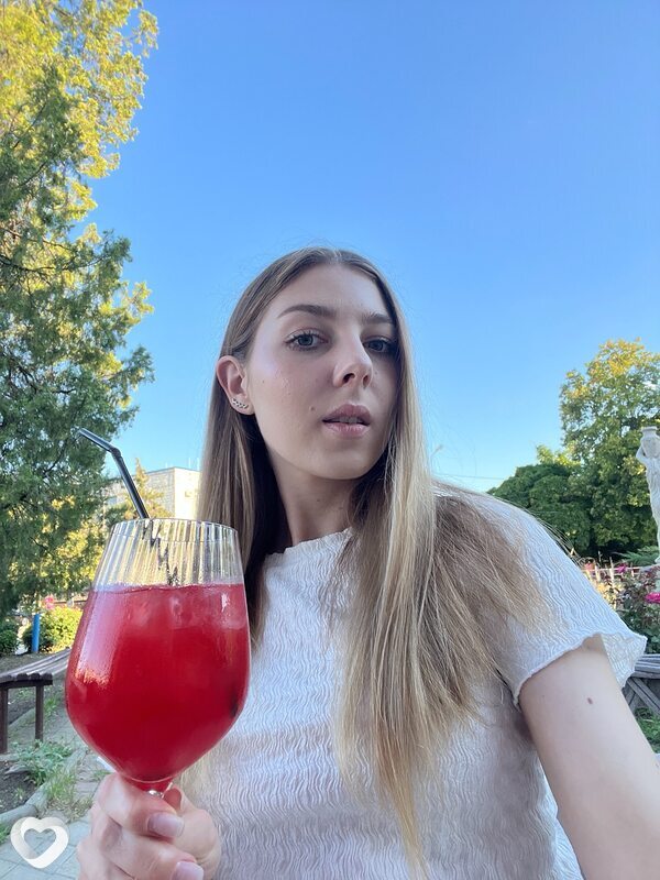 Дарья, 22, Ростове-на-Дону — анкета №4565745