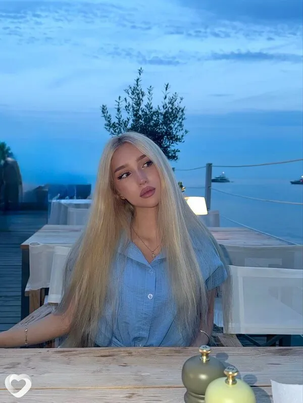 Ксюша, 23, Москве — анкета №4566184
