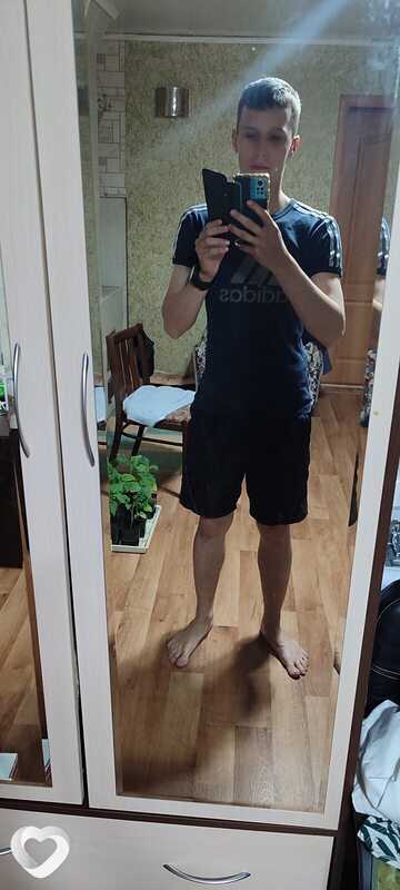 Владислав, 20, Солигорске — анкета №4566710