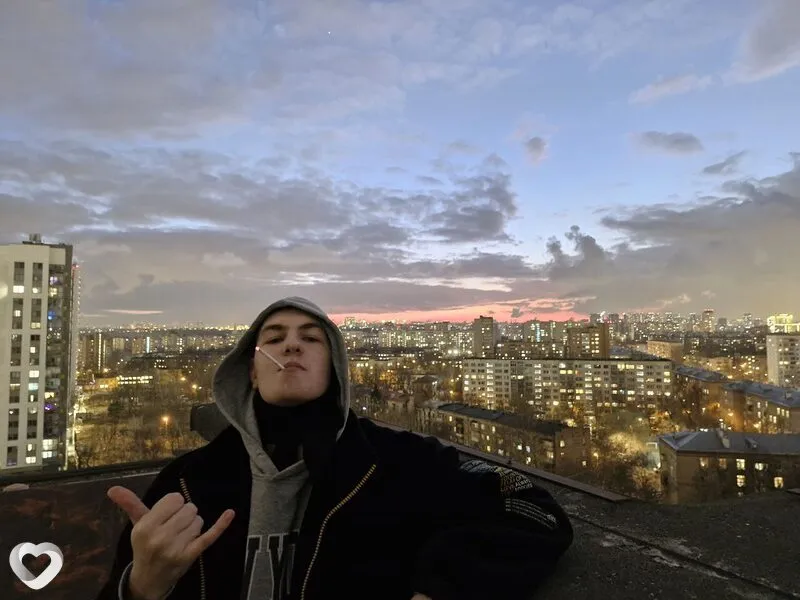 Ваня, 18, Москве — анкета №4568153