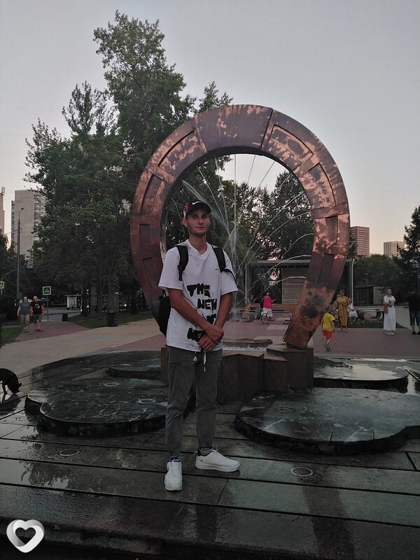 Александр, 27, Кингисеппе — анкета №4568981