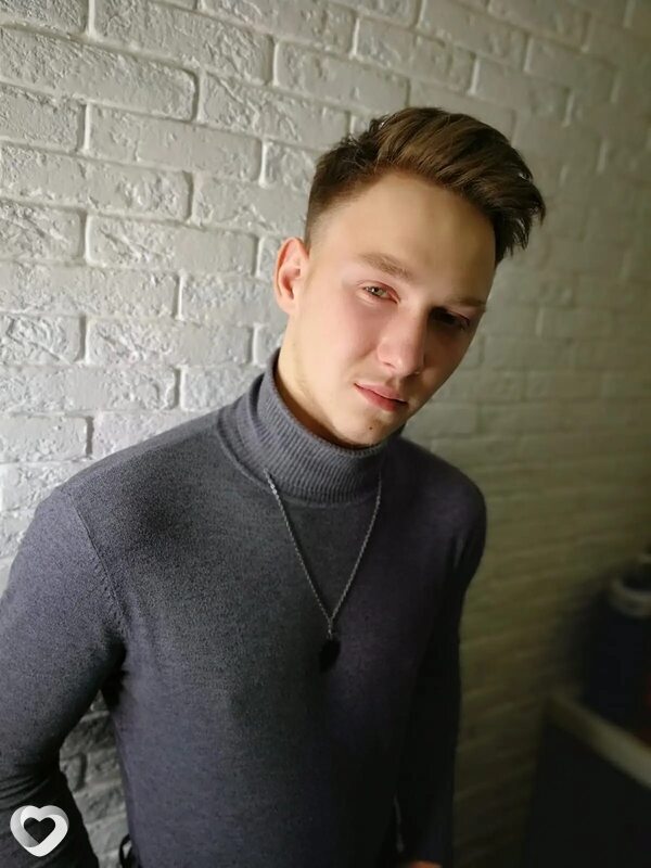Максим, 21, Юрге — анкета №4569496