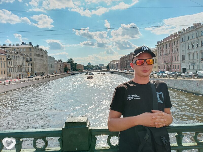 Денис, 28, Евпатории — анкета №4570349