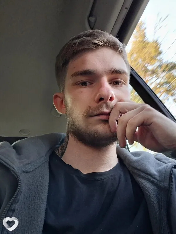 Никита, 21, Москве — анкета №4570298