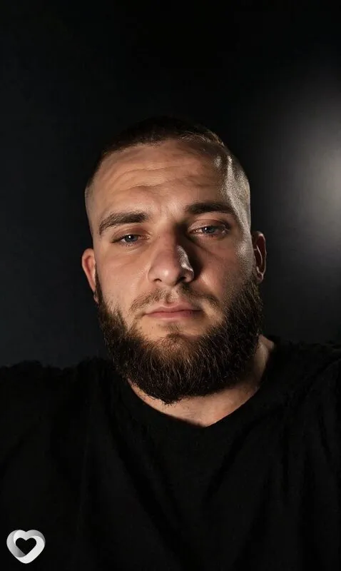 Anton, 22, Барнауле — анкета №4570696