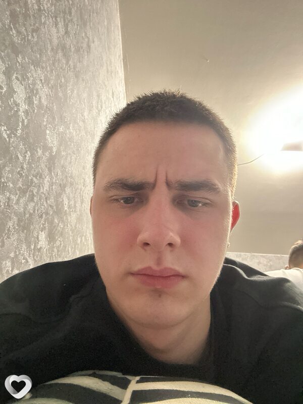 Витя, 21, Москве — анкета №4570807