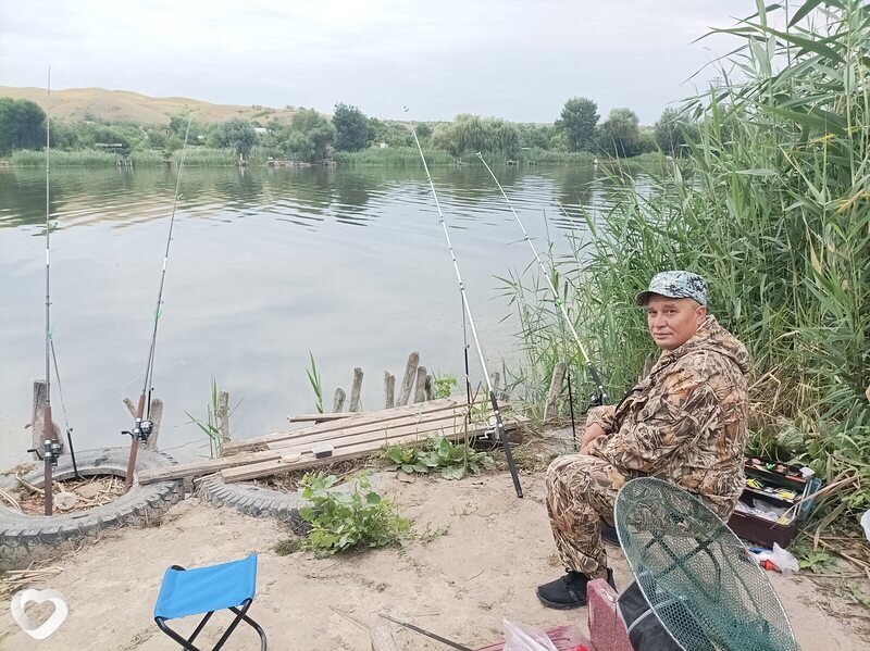 Демис, Белая Калитва