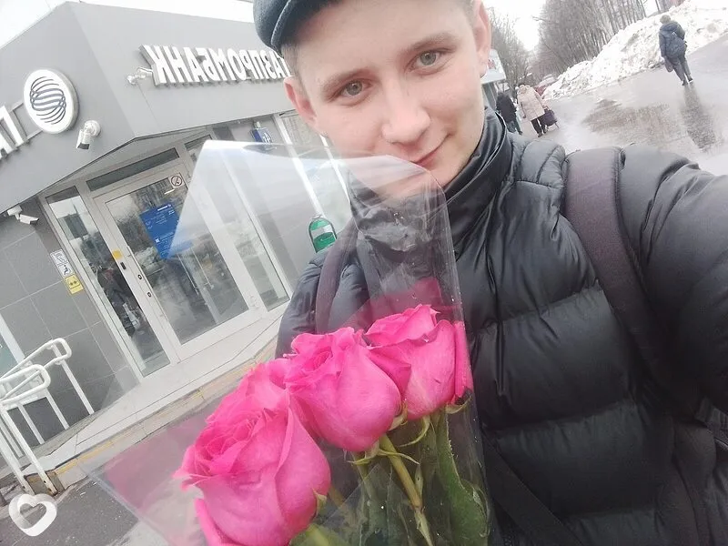 Максим, 21, Москве — анкета №4573564