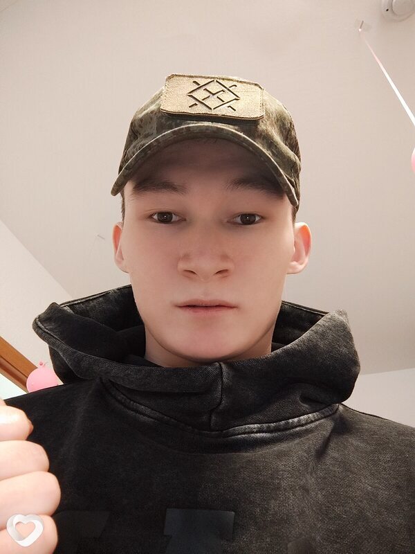 Серега, 22, Архангельске — анкета №4574367
