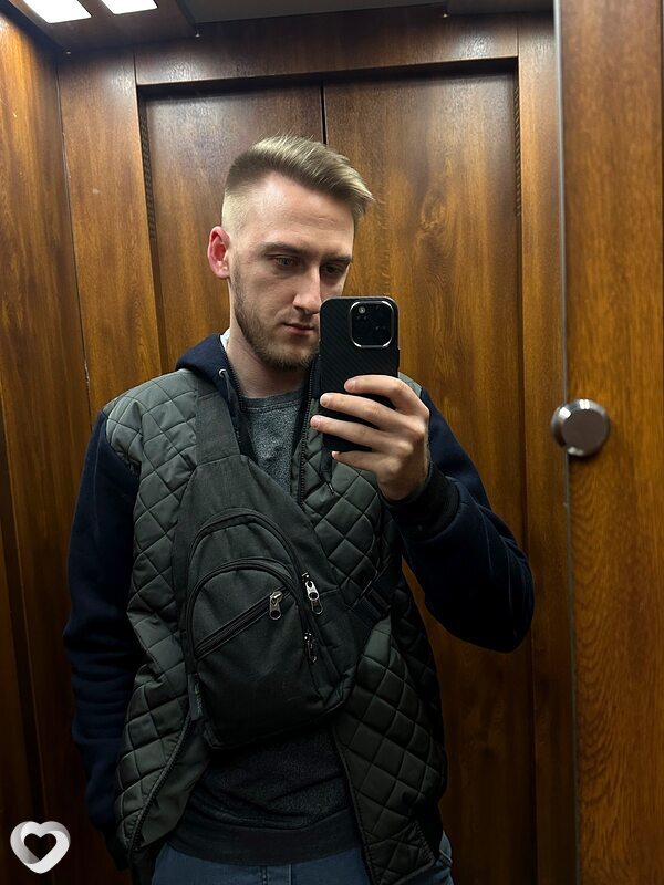 Дмитрий, 23, Симферополе — анкета №4575639