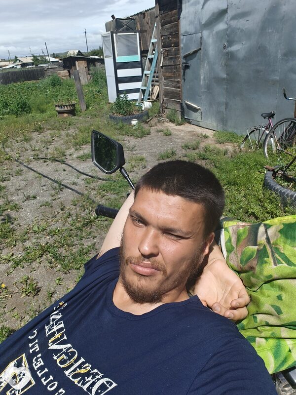 Влад, 20, Чите — анкета №4576227