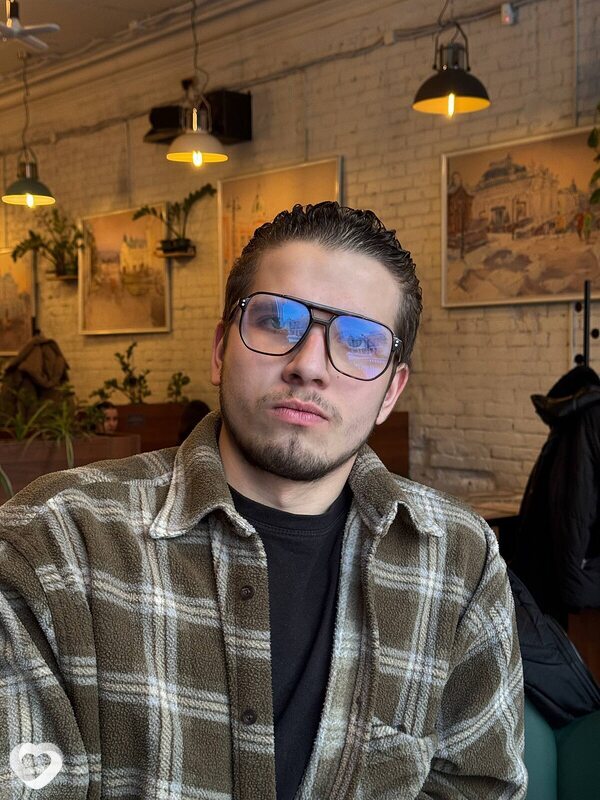 Ярослав, 22, Омске — анкета №4576053