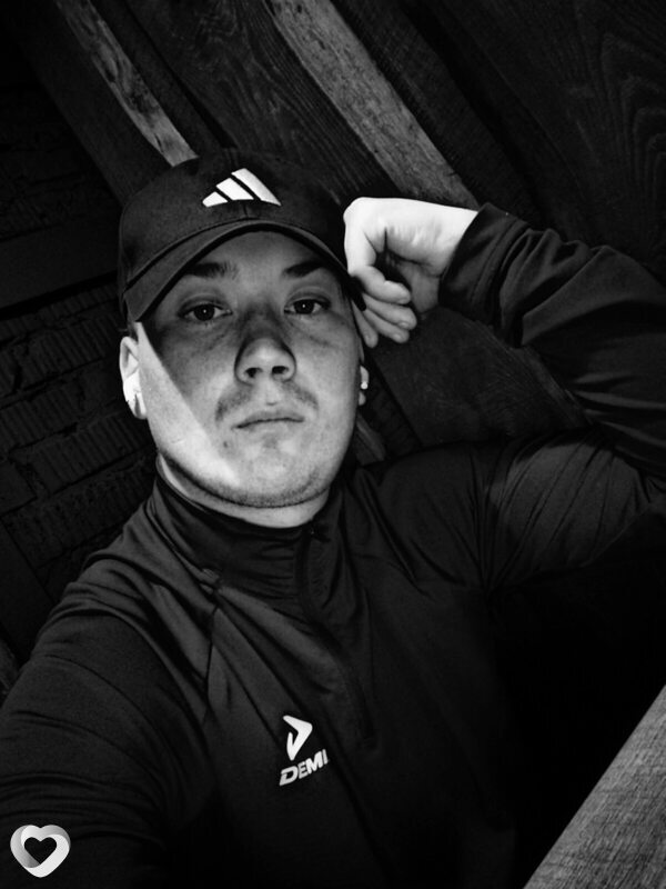 Миша, 26, Юрге — анкета №4576492
