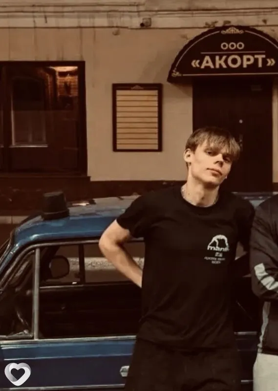 Иван, 20, Бийске — анкета №4576630