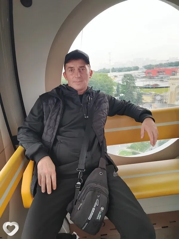 Максим, 44, Москве — анкета №4577475