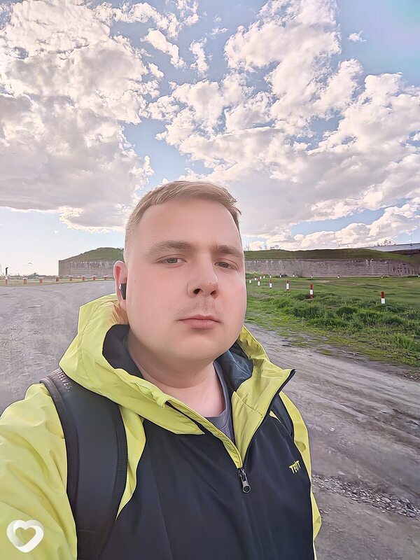 Антон, 25, Симферополе — анкета №4578077