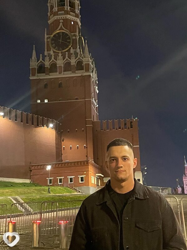Артем, 21, Петрозаводске — анкета №4578303