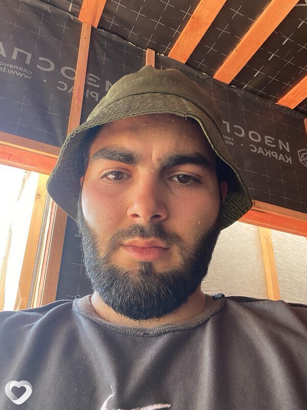 Артем, 25, Астрахани — анкета №4578257