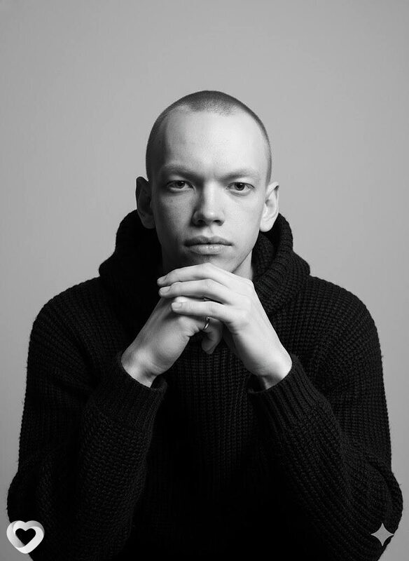 Александр, 21, Екатеринбурге — анкета №4578536
