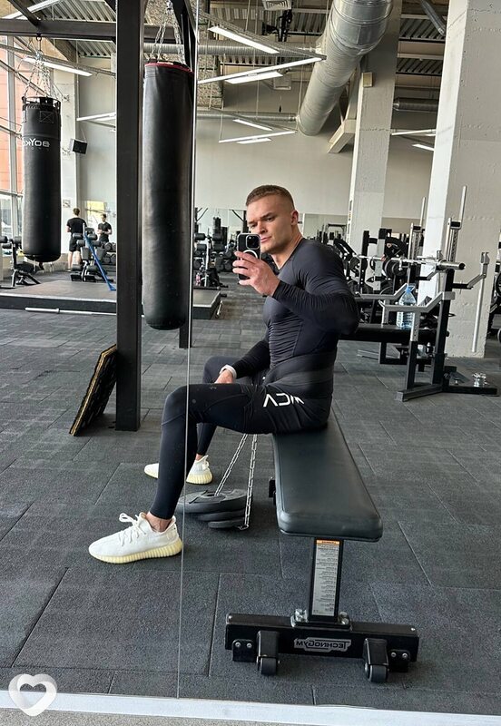 Андрей, 25, Ачинске — анкета №4579107