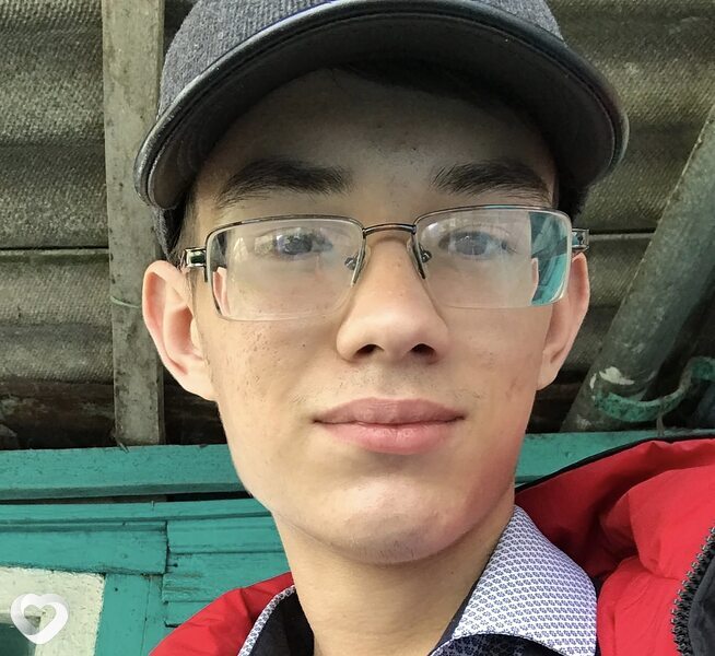 Дмитрий, 19, Белгороде — анкета №4579157