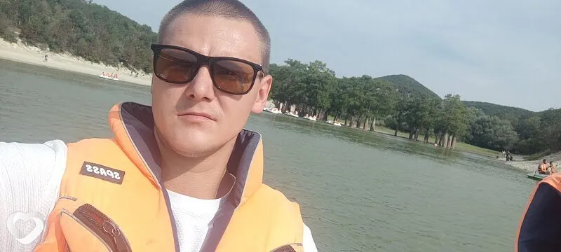 Артем, 33, Москве — анкета №4579085