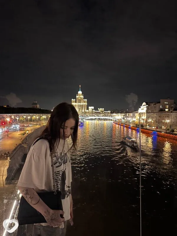 Луиза, 21, Москве — анкета №4579395