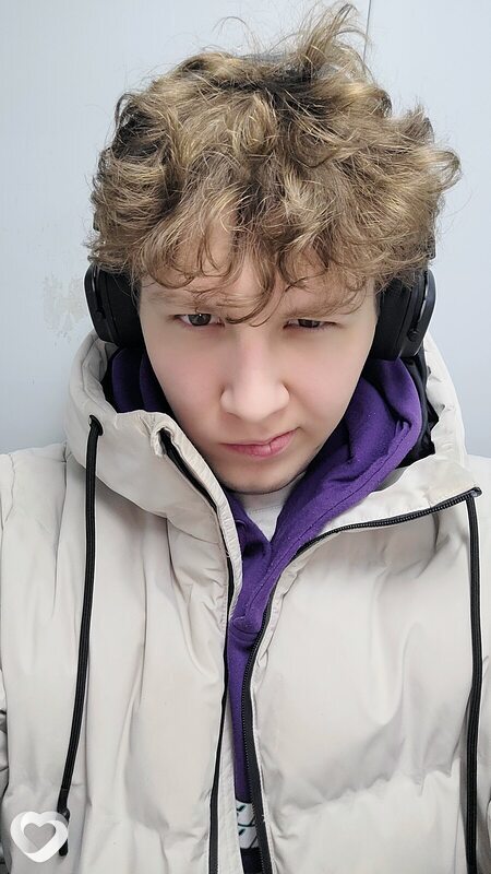 Артём, 21, Набережных Челнах — анкета №4579484