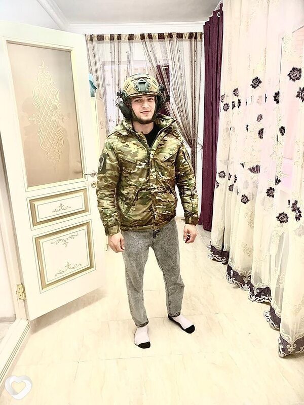 Мансур, 26, Луганске — анкета №4580174