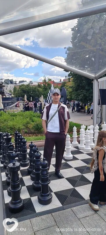 Mamur, Москва