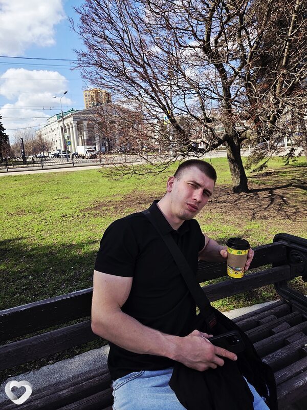 Антон, 29, Донецке — анкета №4581435
