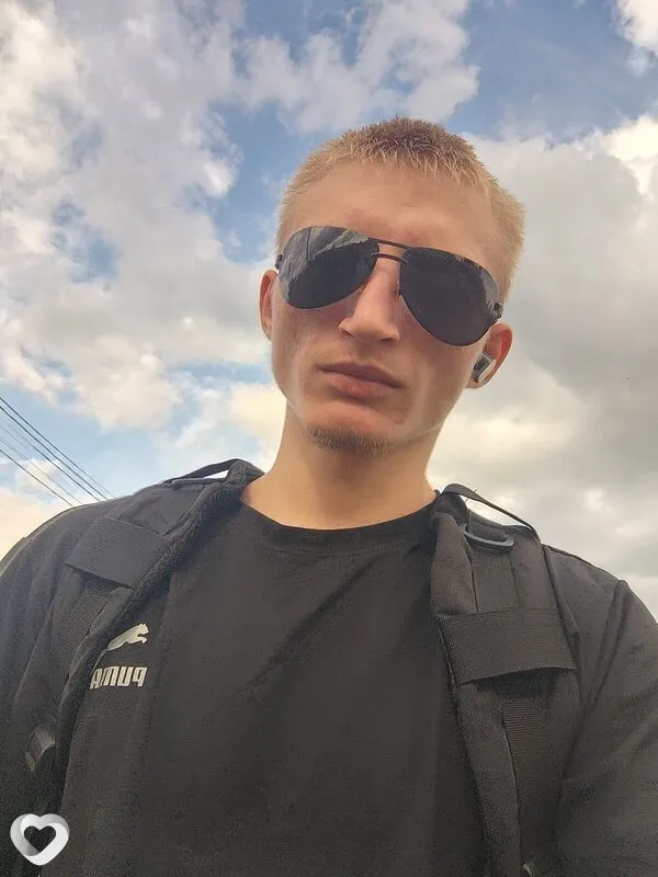 Den, 20, Барнауле — анкета №4581411
