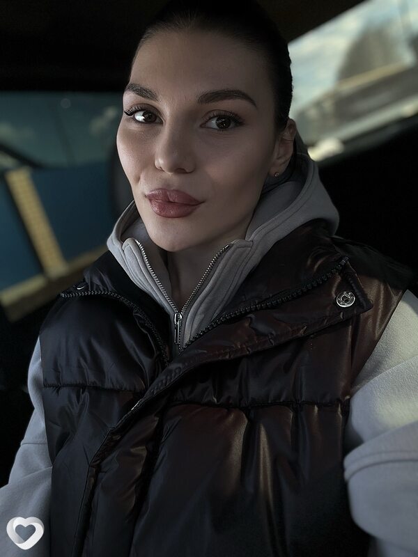 Ксения, 23, Екатеринбурге — анкета №4582123
