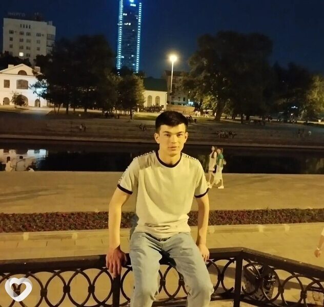 Жахон, 22, Екатеринбурге — анкета №4583635