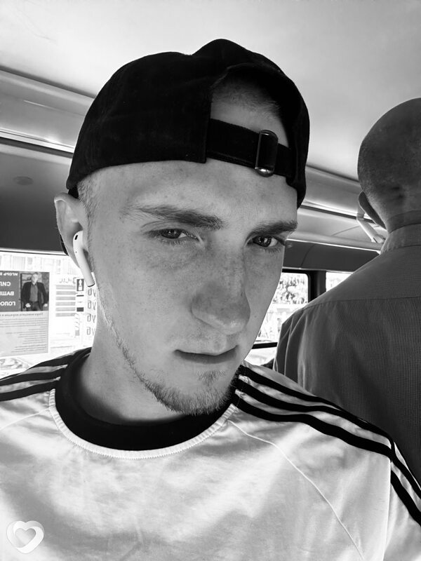 Захар, 22, Омске — анкета №4583836