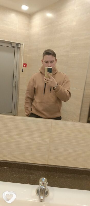 Дима, 22, Симферополе — анкета №4586363