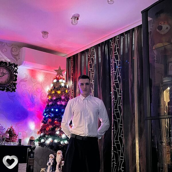 Даниил, 22, Братске — анкета №4587286