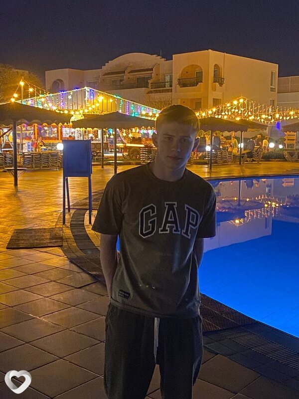 Владимир, 19, Самаре — анкета №4588129