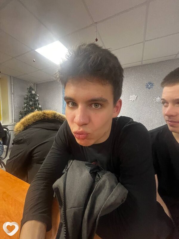 Данил, 18, Воронеже — анкета №4588334