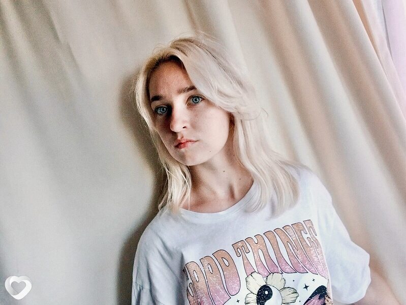 Анна, 18, Саратове — анкета №4588168