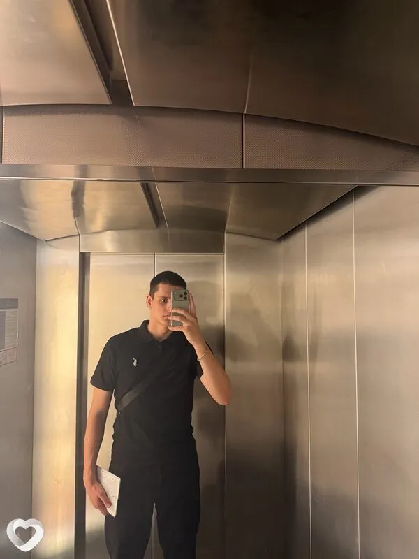 Андрей, 20, Москве — анкета №4588123