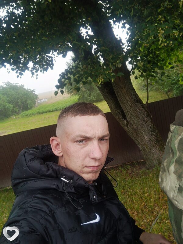 Денис, Слоним