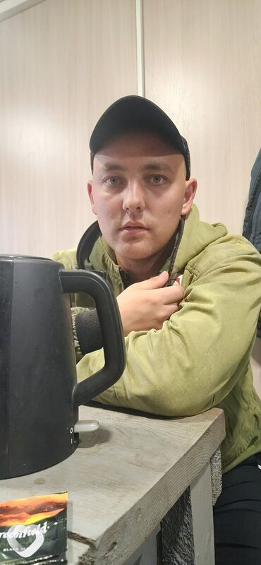 Сашка, 28, Красноярске — анкета №4588389