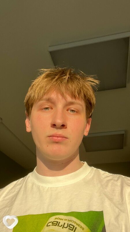 Антон, 22, Лиде — анкета №4589377
