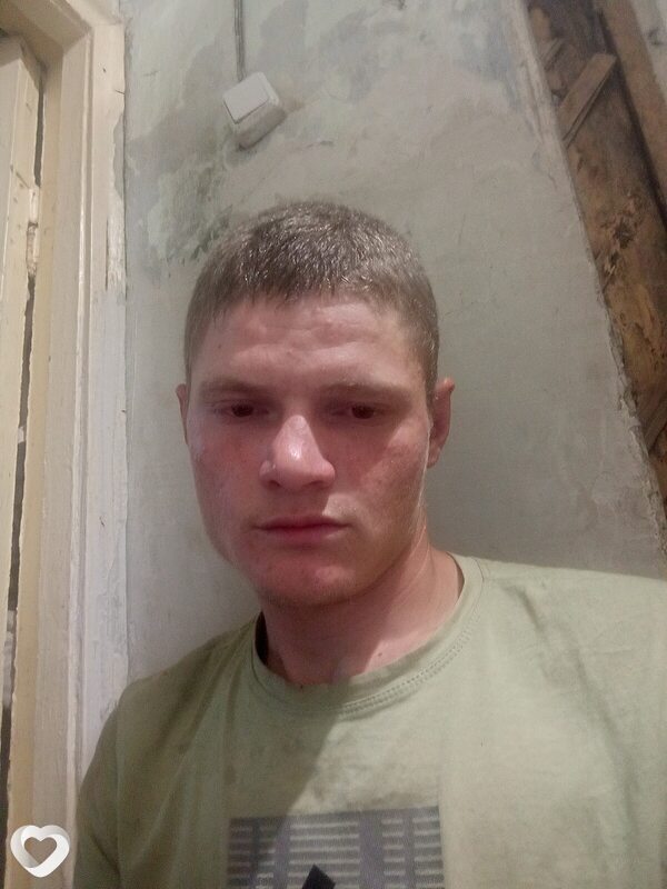 Максим, 23, Зиме — анкета №4590099